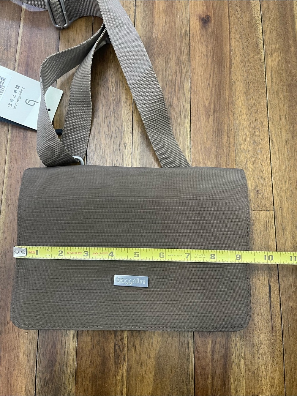 Baggallini Clever 3 zip Crossbody Bag Brown - Picture 4 of 9